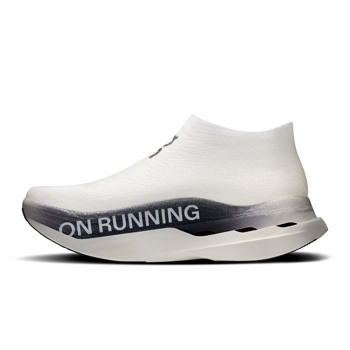 LightSpray Cloudboom Strike White | Black - US 4504